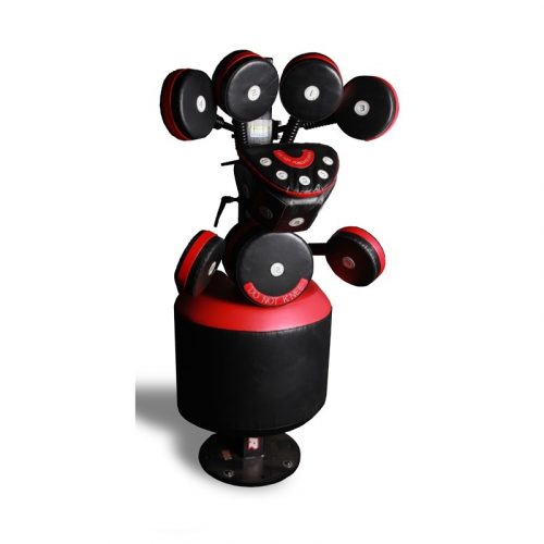 Boxmaster tower with kick pad